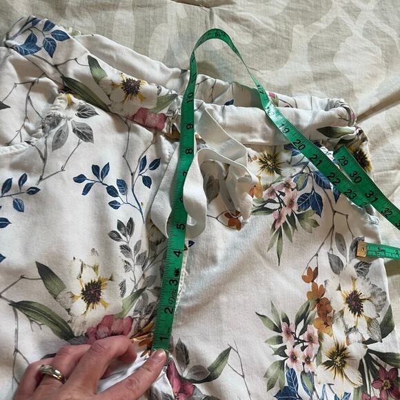 Tina Stephens Collins Floral Stretch‎ Tie Waist
Pant white - Picture 8 of 11